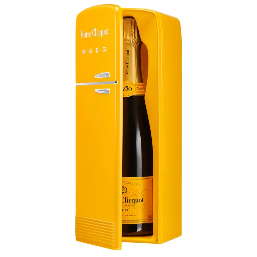 Veuve Clicquot Brut Yellow Label Champagne with Fridge – Grand Veuve Clicquot Brut Yellow Label Champagne with Fridge – Grand